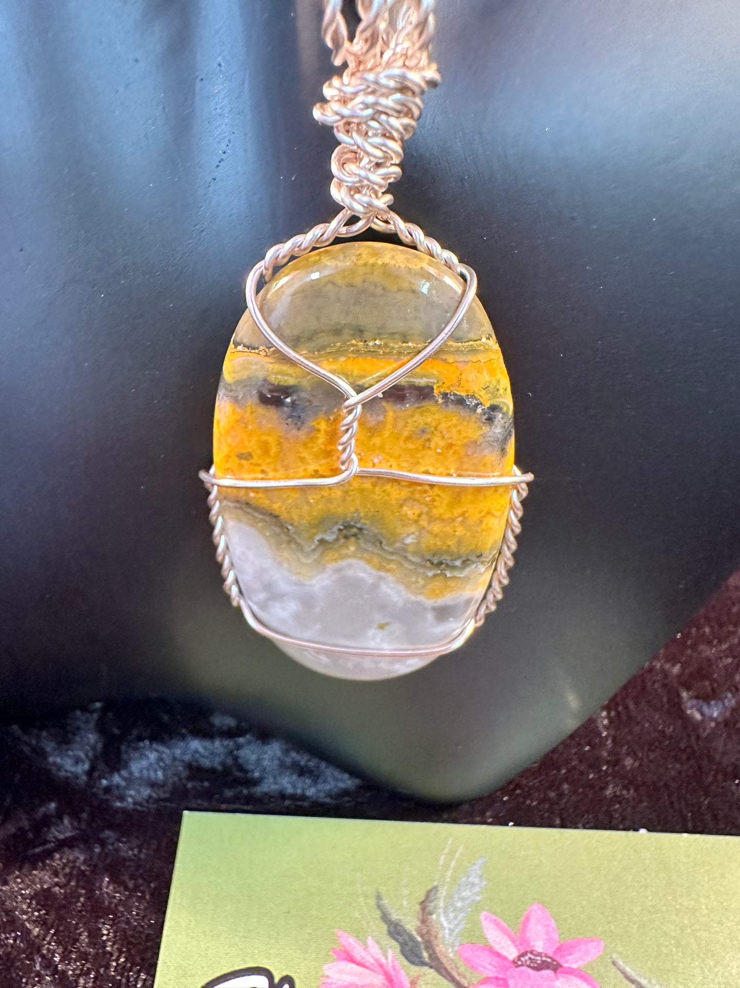 Bumblebee Jasper w chain